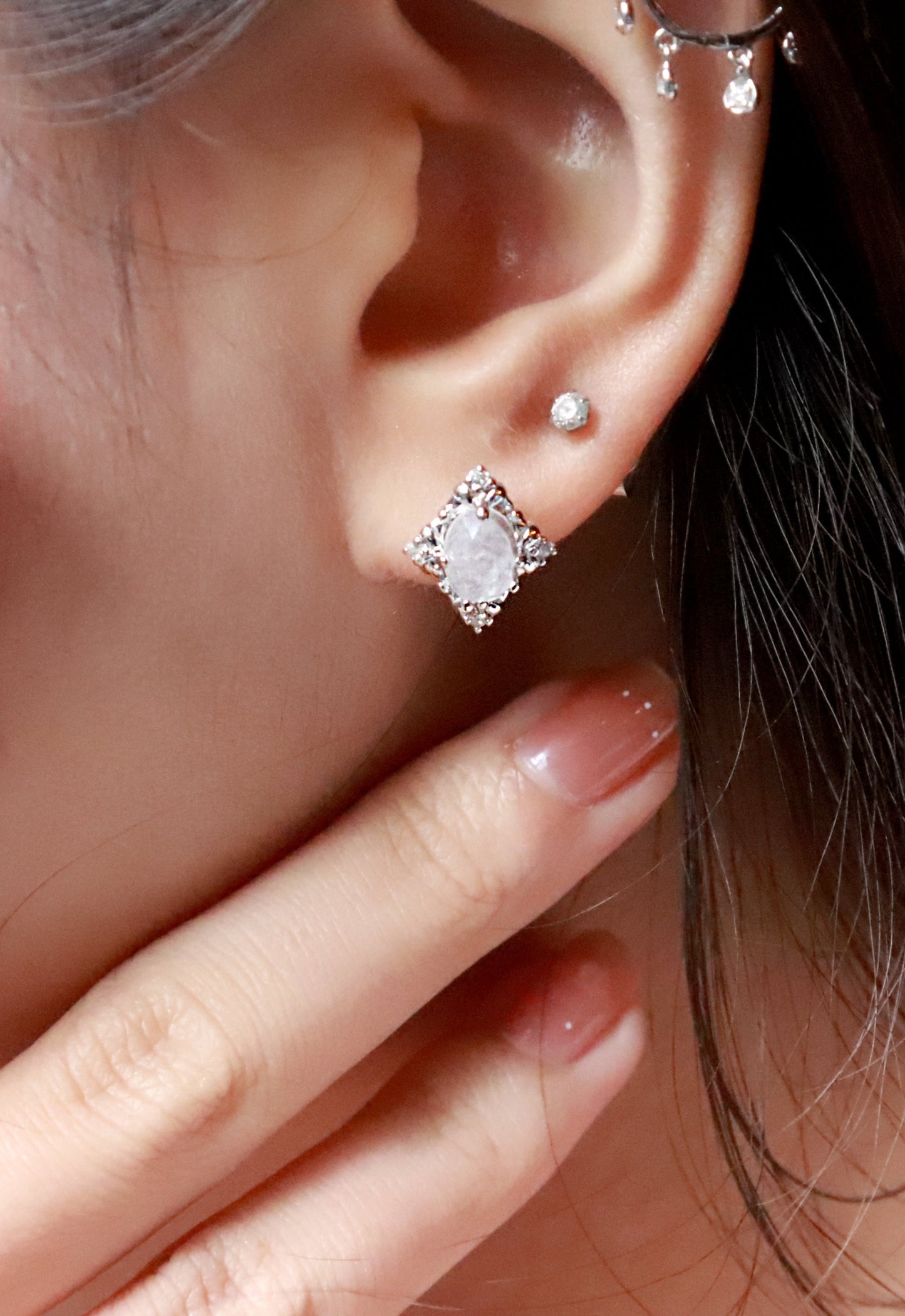 Crush On You Moonstone Earring- Silver - Wishe19