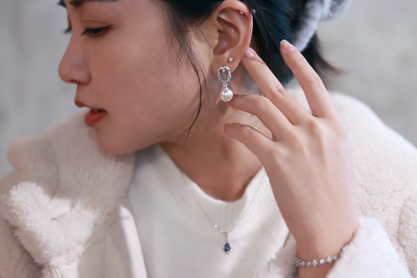 Rebel Rose Earring- White pearl Silver - Wishe19