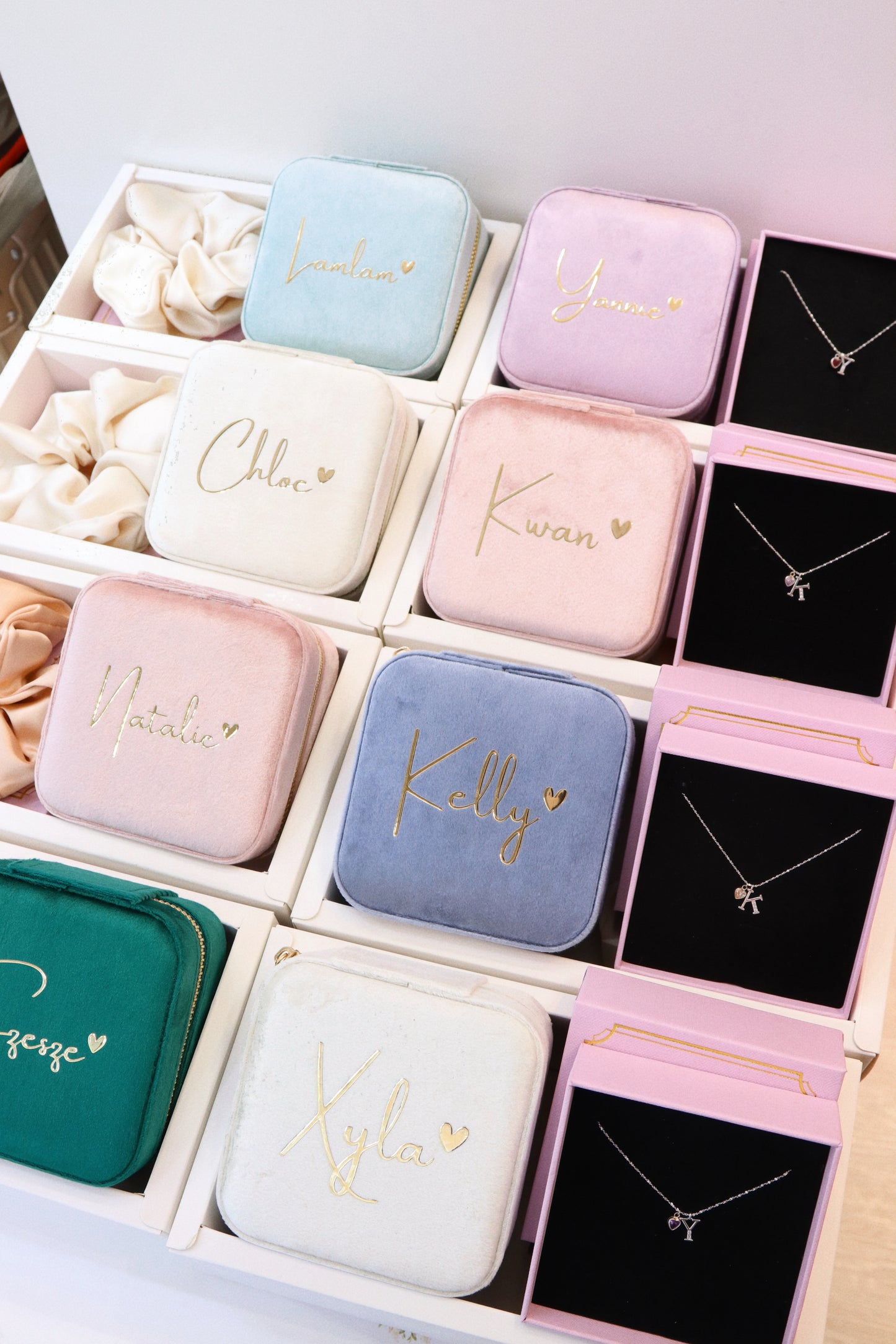 高級絨面收納首飾盒 Customized jewelry box with name