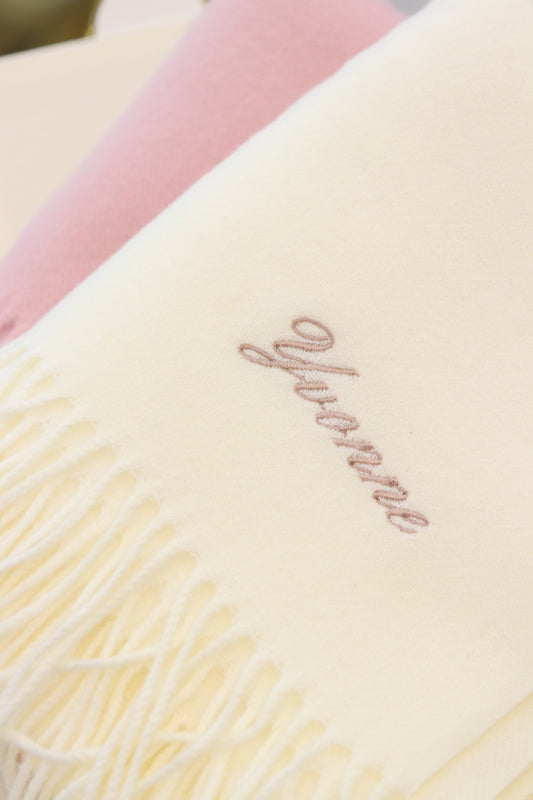 100% 羊毛刺繡名字圍巾 Wool Stole